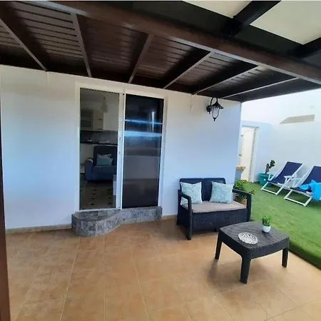 Casa Vista Mar. تيناجون