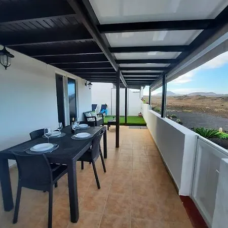 Casa Vista Mar. شقة تيناجون